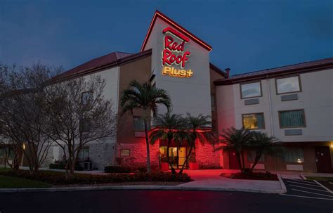 pet friendly hotels in west palm beach|Find pet